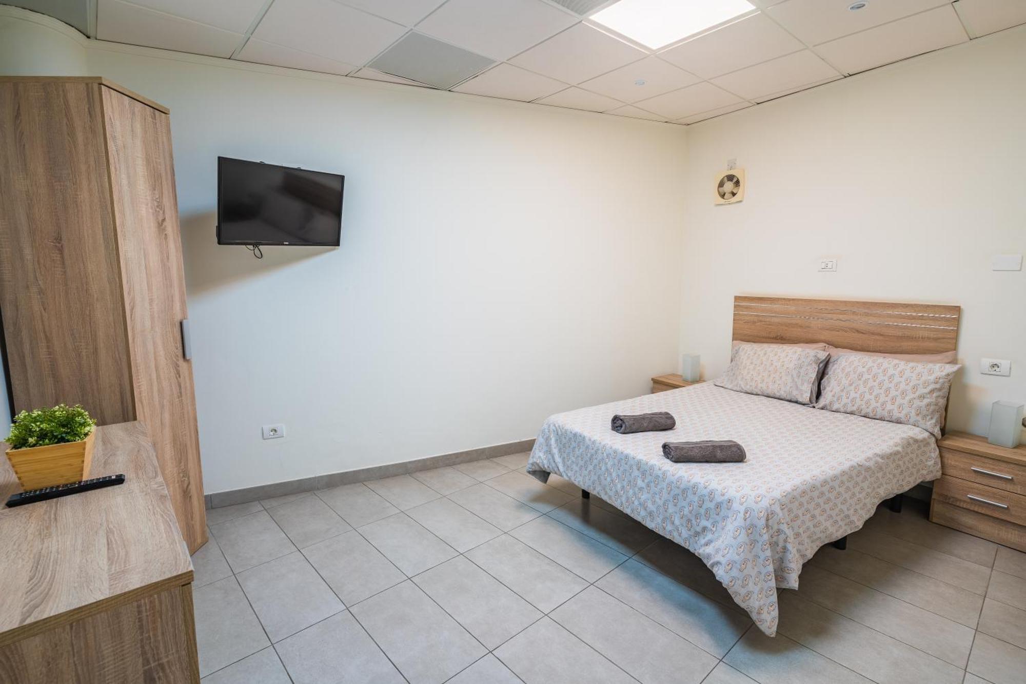 El Puente Holiday Home I- Airport 8,1K 因赫尼奥 外观 照片