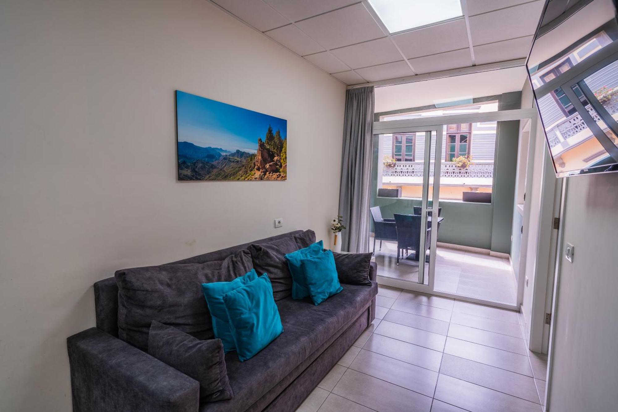 El Puente Holiday Home I- Airport 8,1K 因赫尼奥 外观 照片